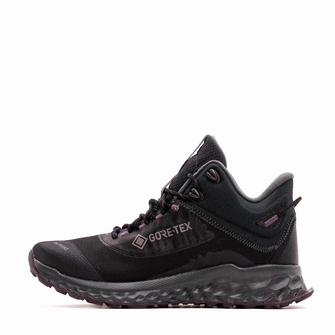 New Balance Women Fresh Foam Garo Midcut Gore-Tex Colour WTGAMGB1 classic New Balance pictures