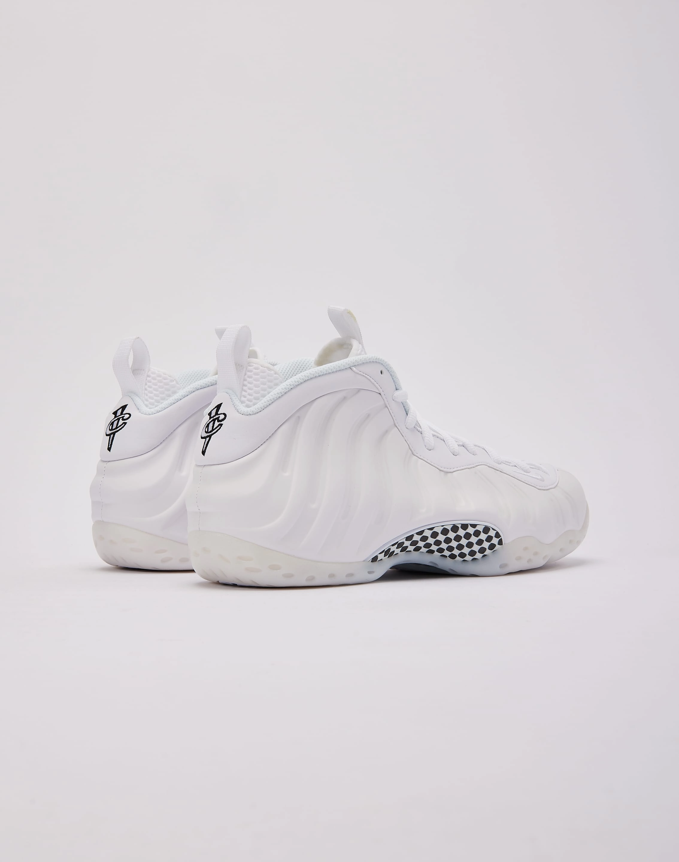 Nike Air Foamposite One 'Triple White' Speed Sneakers