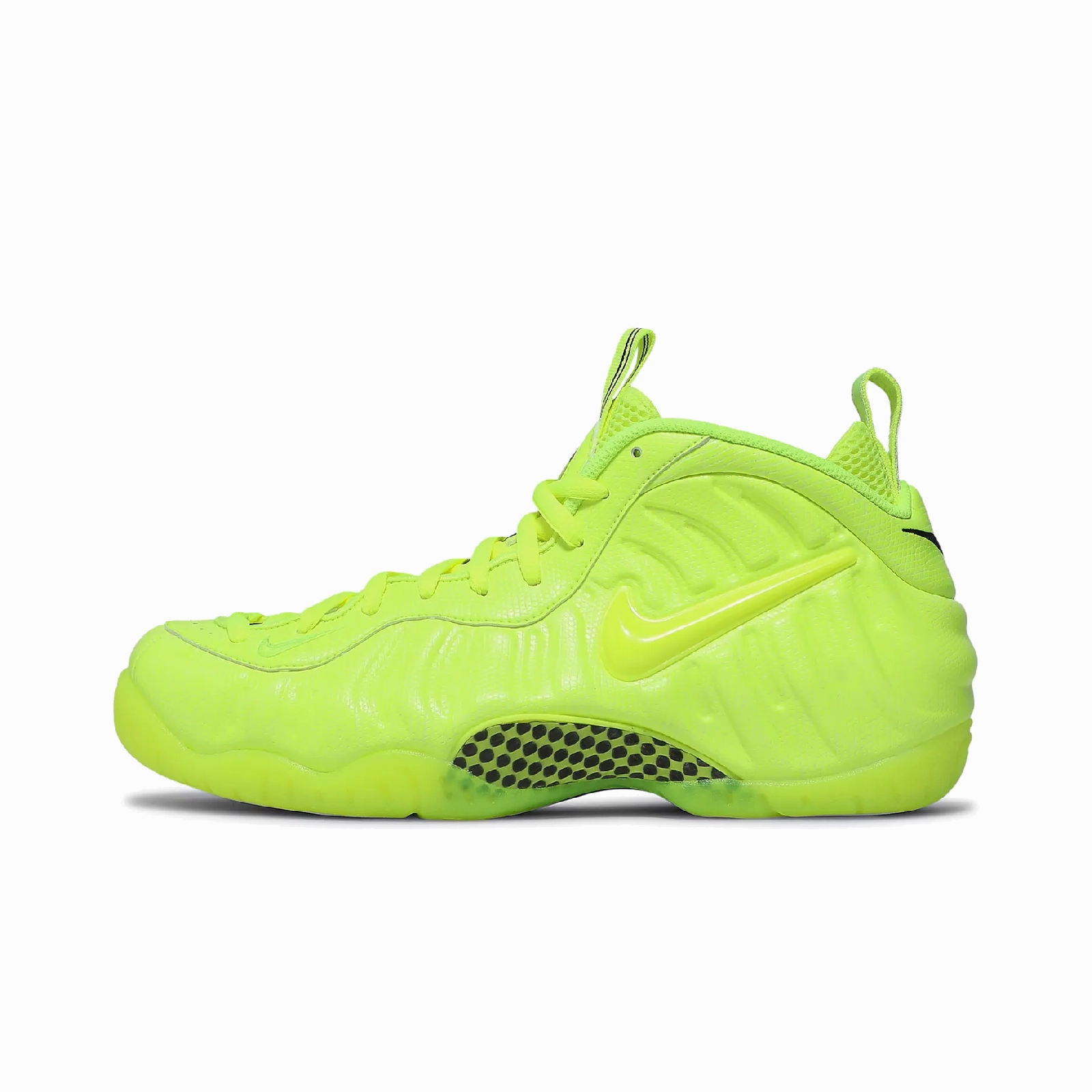 Nike Air Foamposite Pro Volt 2021 Nike sneakers in limited color packs