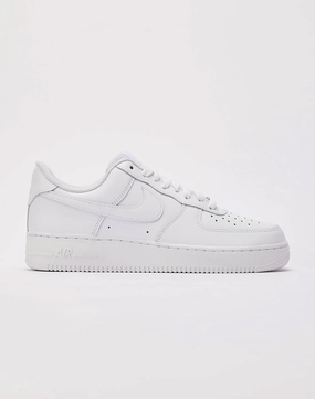 Nike Air Force 1 '07 Low Nike casual sneakers with modern design