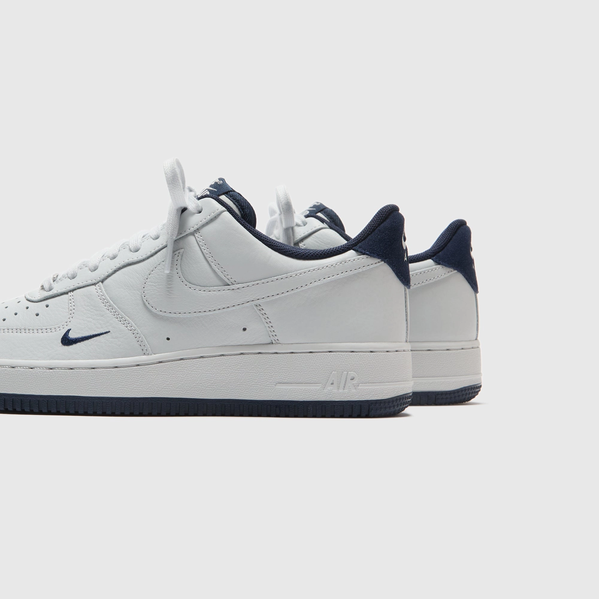 Nike Air Force 1 ??07 Lv8 -  Photon Dust / Obsidian / Photon Dust Nike performance sneakers