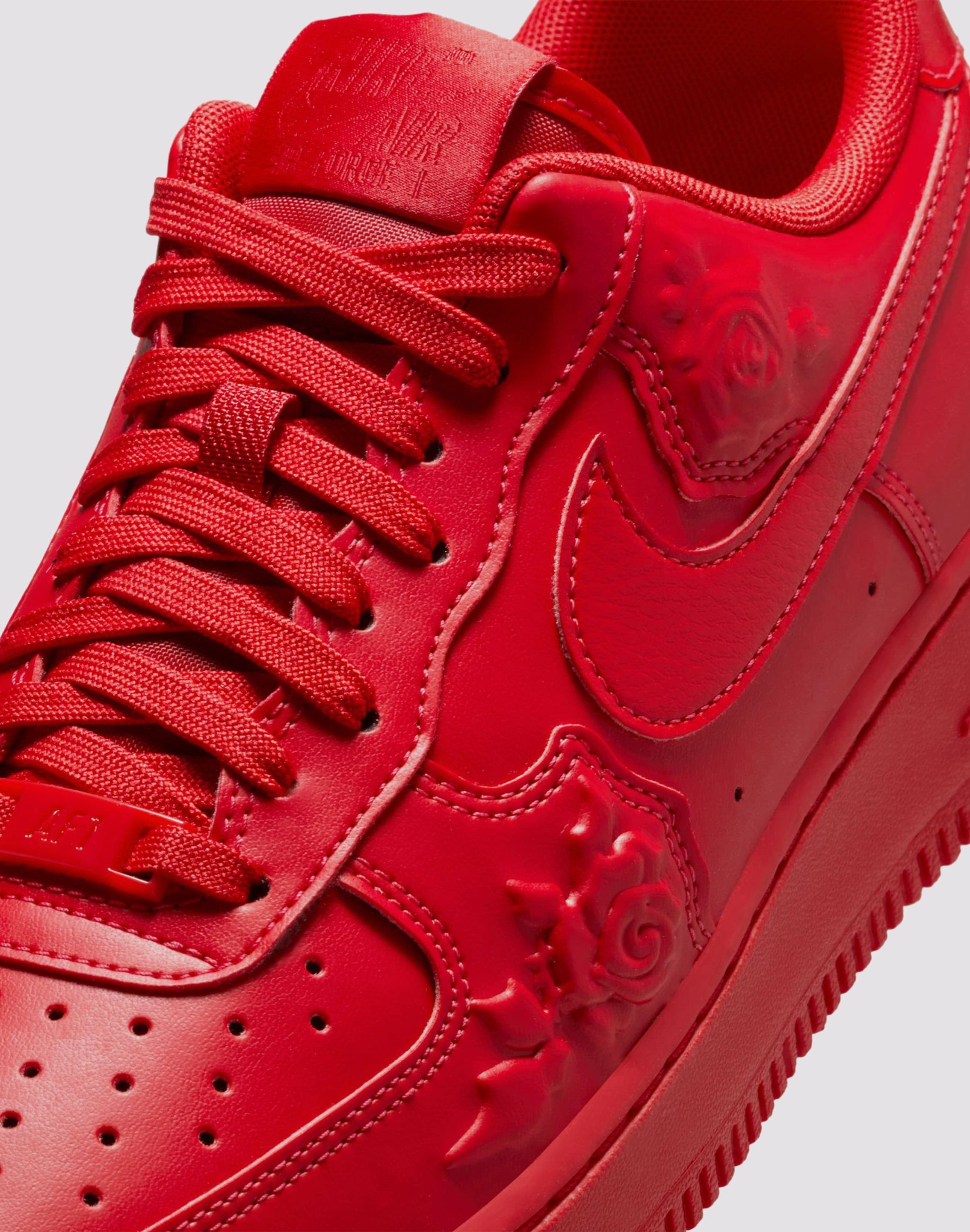 Nike Air Force 1 '07 SE "Roses" Comfort Trainers
