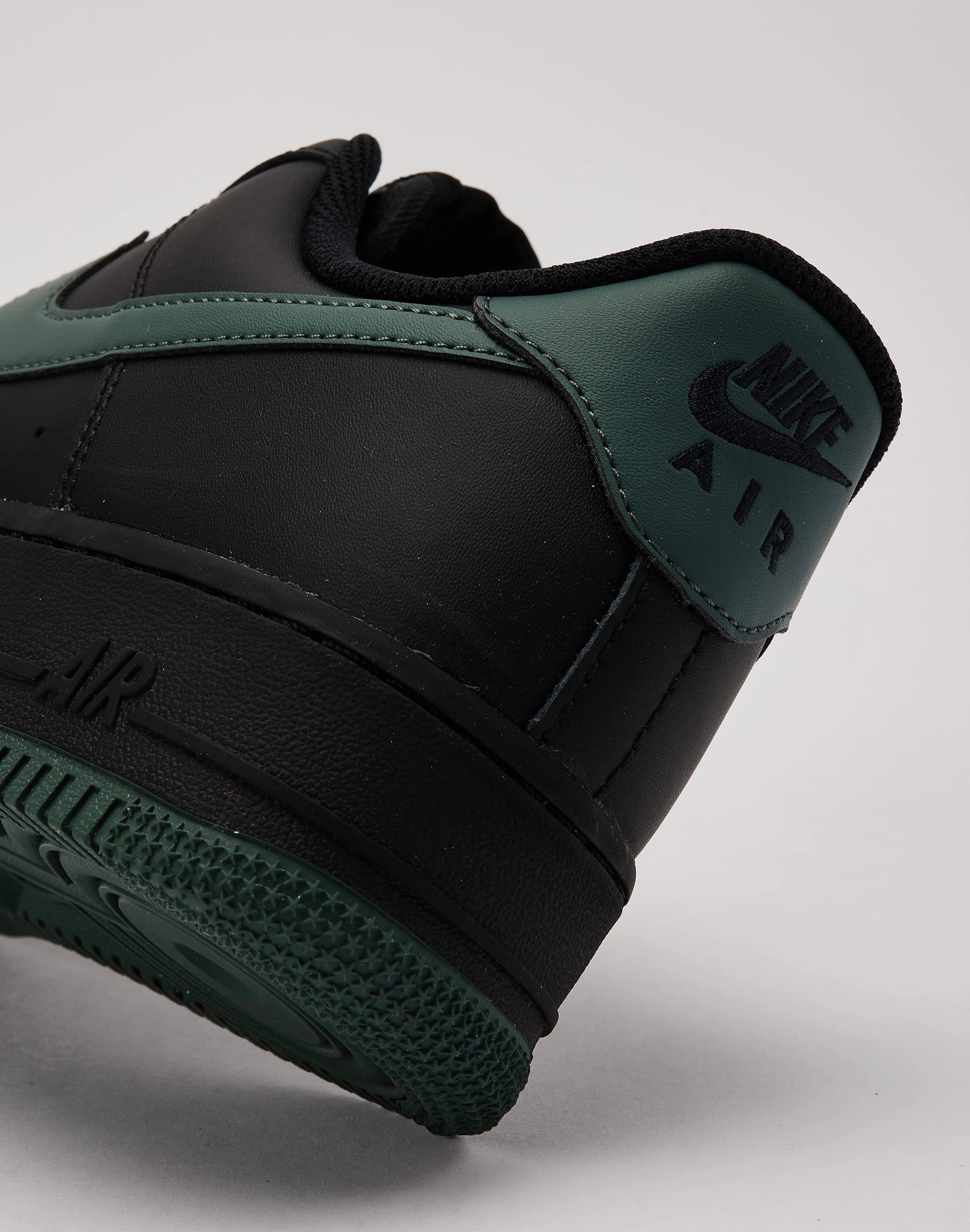Nike Air Force 1 Low '07 Comfort Trainers