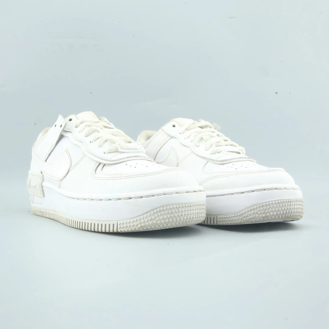 NIKE AIR FORCE 1 LOW SHADOW Nike sneaker detail shots