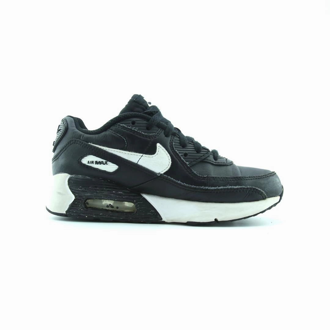 NIKE AIR MAX 90 Nike sneaker detail shots