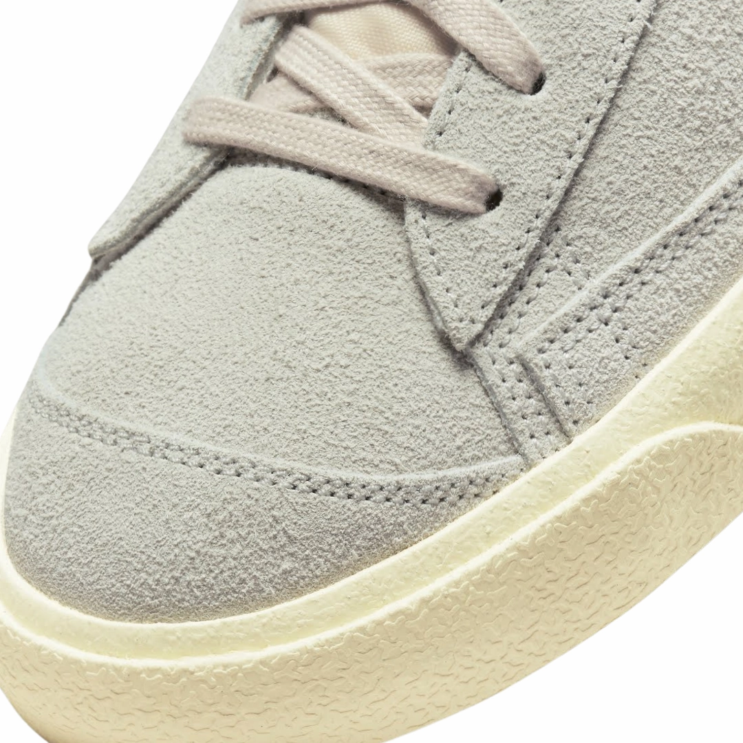 Nike Blazer Mid 77 Premium Vintage Light Bone Coconut Milk Medium Grey Modern Sneakers