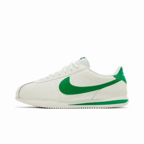 Nike Cortez Sail Stadium Green Nike sporty look with timeless feel