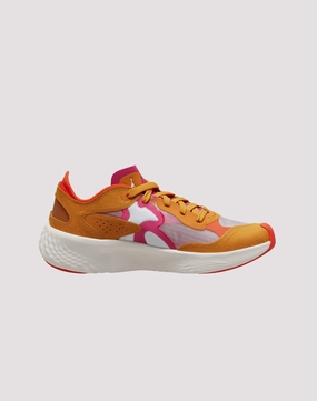 Nike Delta 3 Low "Chutney/Team Orange/Sail/Active Pink" Nike lightweight shoes for daily running