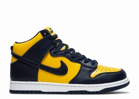 Nike Dunk High Michigan (2020) (WORN) Nike athletic shoes with flyknit design