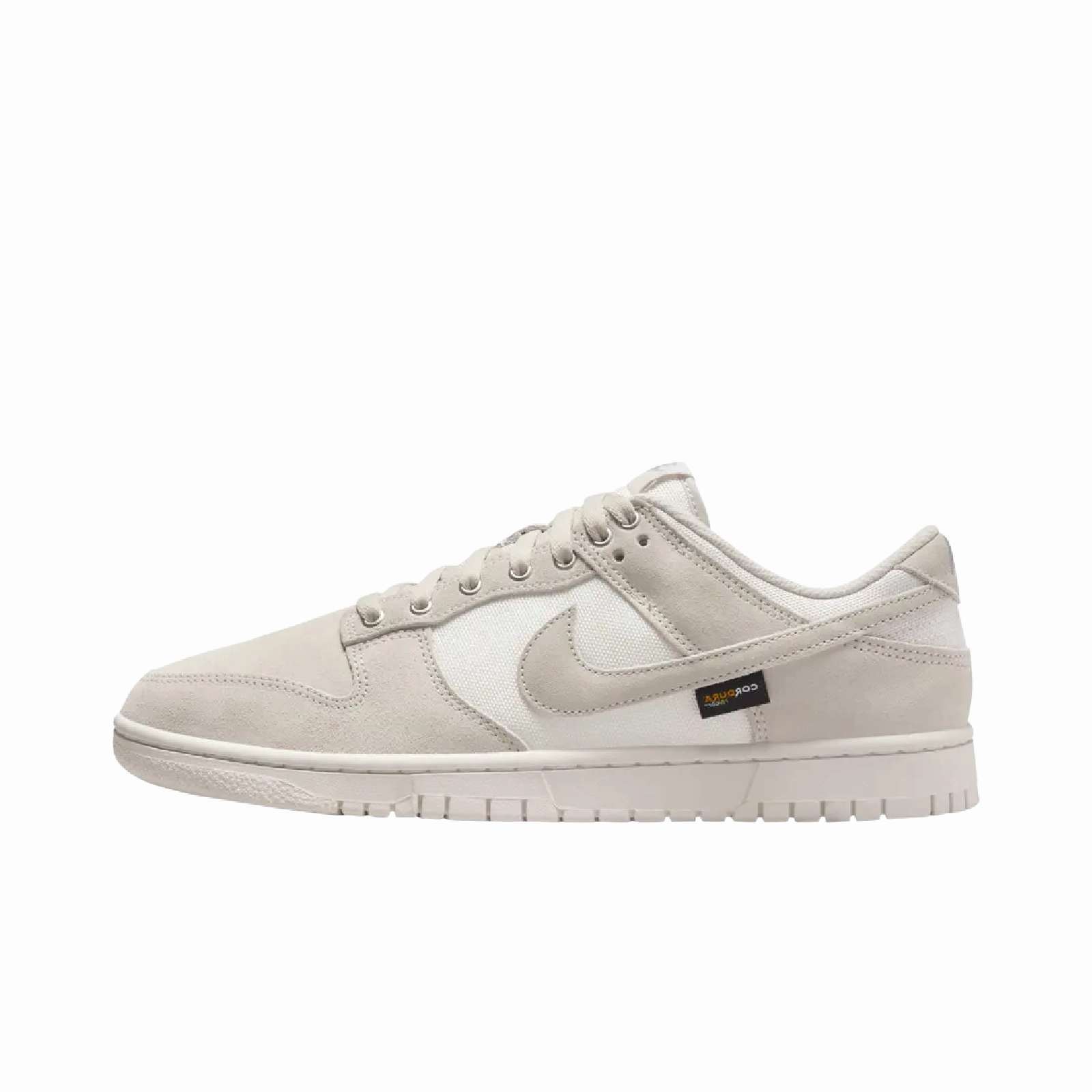 Nike Dunk Low Cordura Light Orewood Brown Nike sporty look with timeless feel