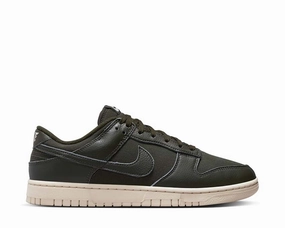 Nike Dunk Low Retro PRM Nike Men??s sneakers built for performance and comfort