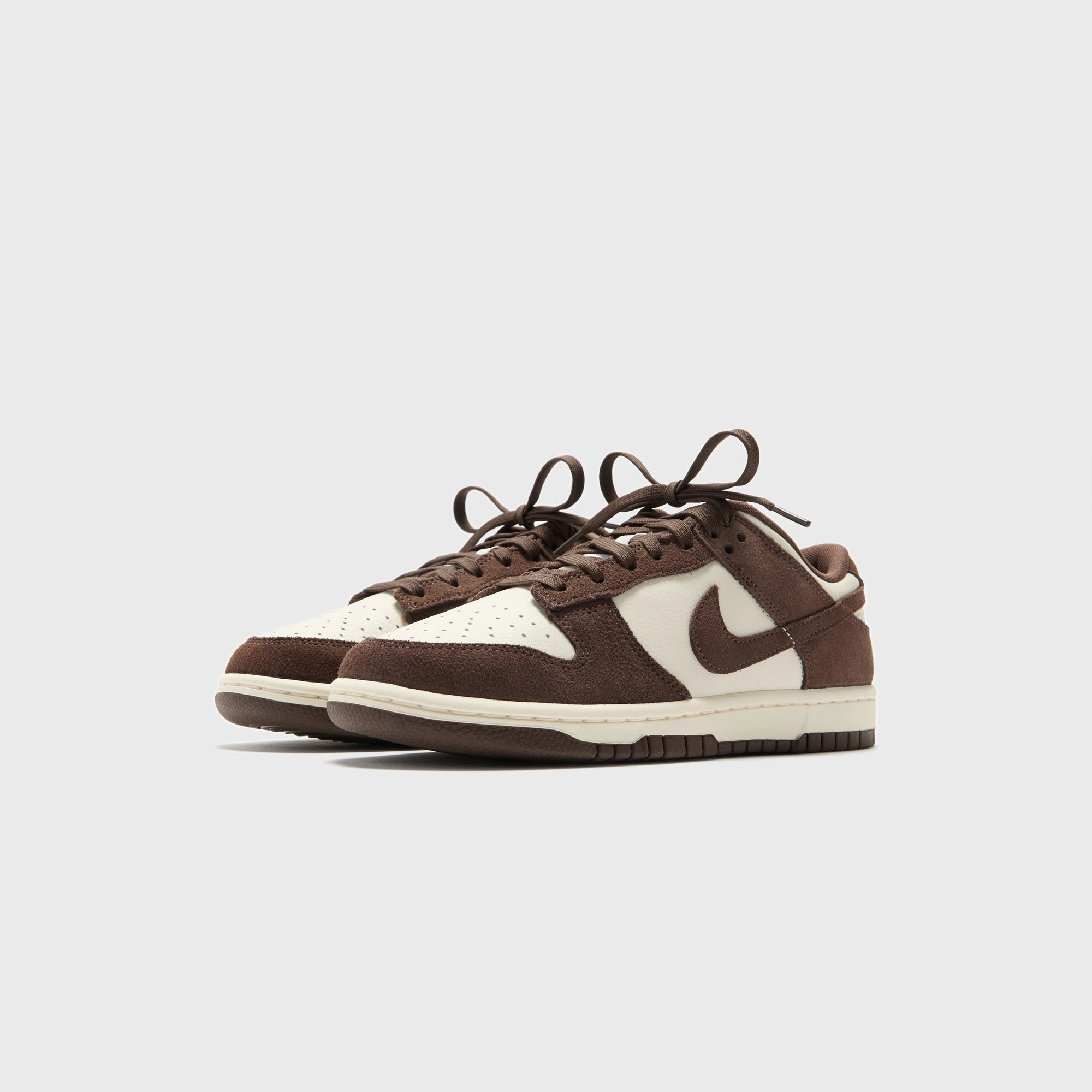 Nike Dunk Low Retro SE - Pale Ivory / Baroque Brown Nike performance sneakers