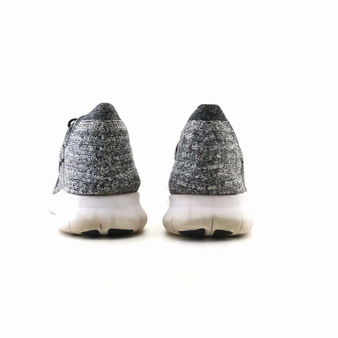 NIKE FREE RN FLYKNIT Nike sneaker detail shots