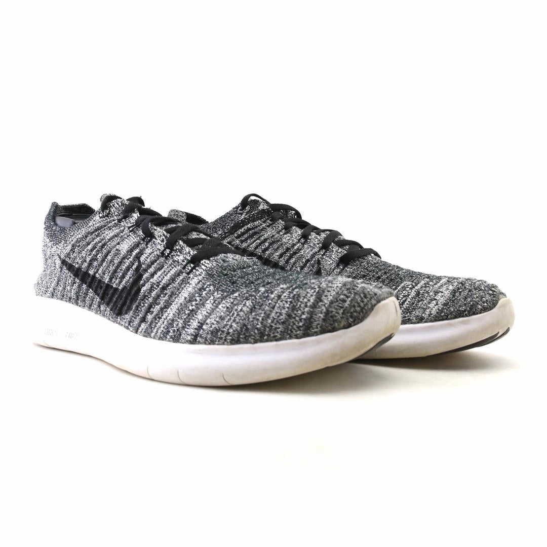 NIKE FREE RN FLYKNIT Nike sneaker detail shots