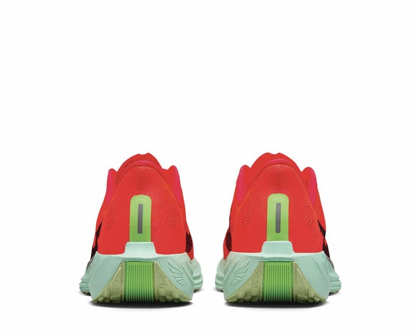 Nike Pegasus Plus "Bright Crimson" Nike all-day comfort shoes