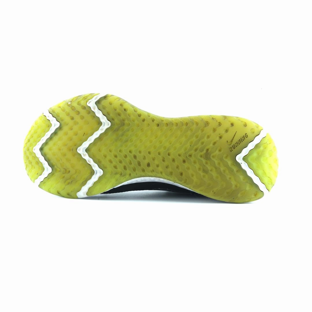 NIKE REVOLUTION 5 sporty Nike shoe designs