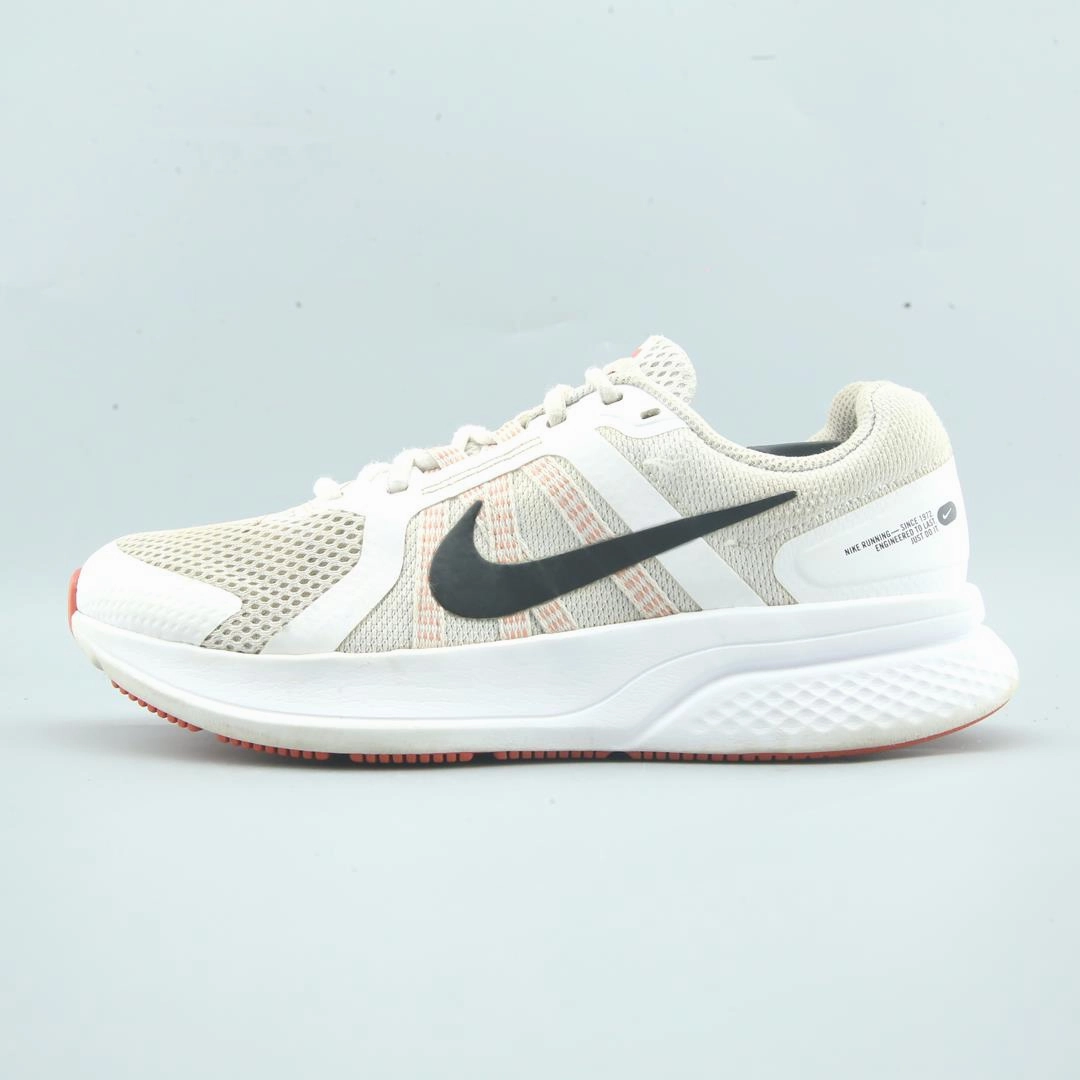 NIKE RUN SWIFT 2 Nike innovative sneaker designs