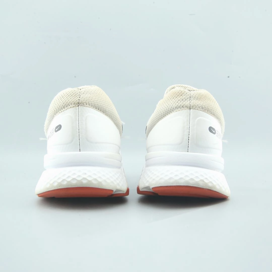 NIKE RUN SWIFT 2 Nike sneaker detail shots