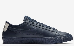 Nike SB Blazer Low Obsidian Nike athletic shoes with flyknit design