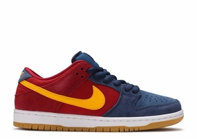 Nike SB Dunk Low Barcelona Nike athletic shoes with flyknit design