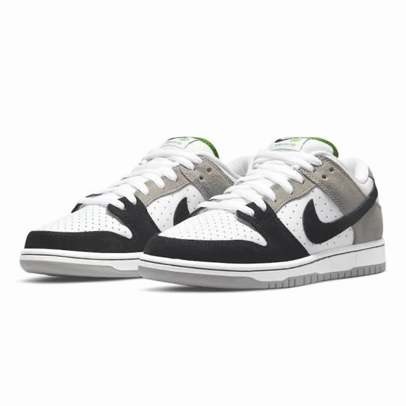 Nike SB Dunk Low Pro Chlorophyll GREY/WHITE-CHLOROPHYLL-BLACKc Nike casual sneakers with modern design