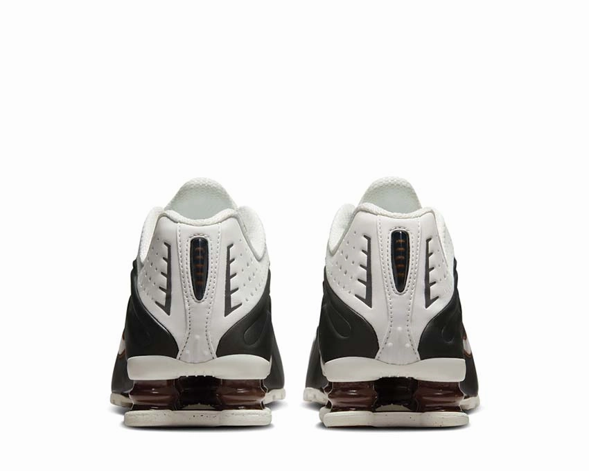 Nike Shox R4 W "Sail Black" Nike all-day comfort shoes