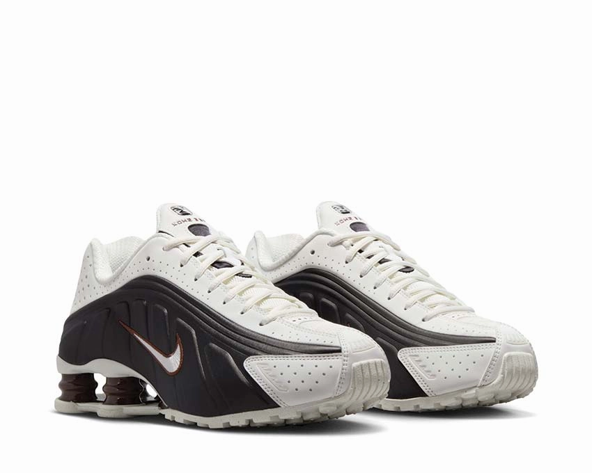 Nike Shox R4 W "Sail Black" Nike all-day comfort shoes