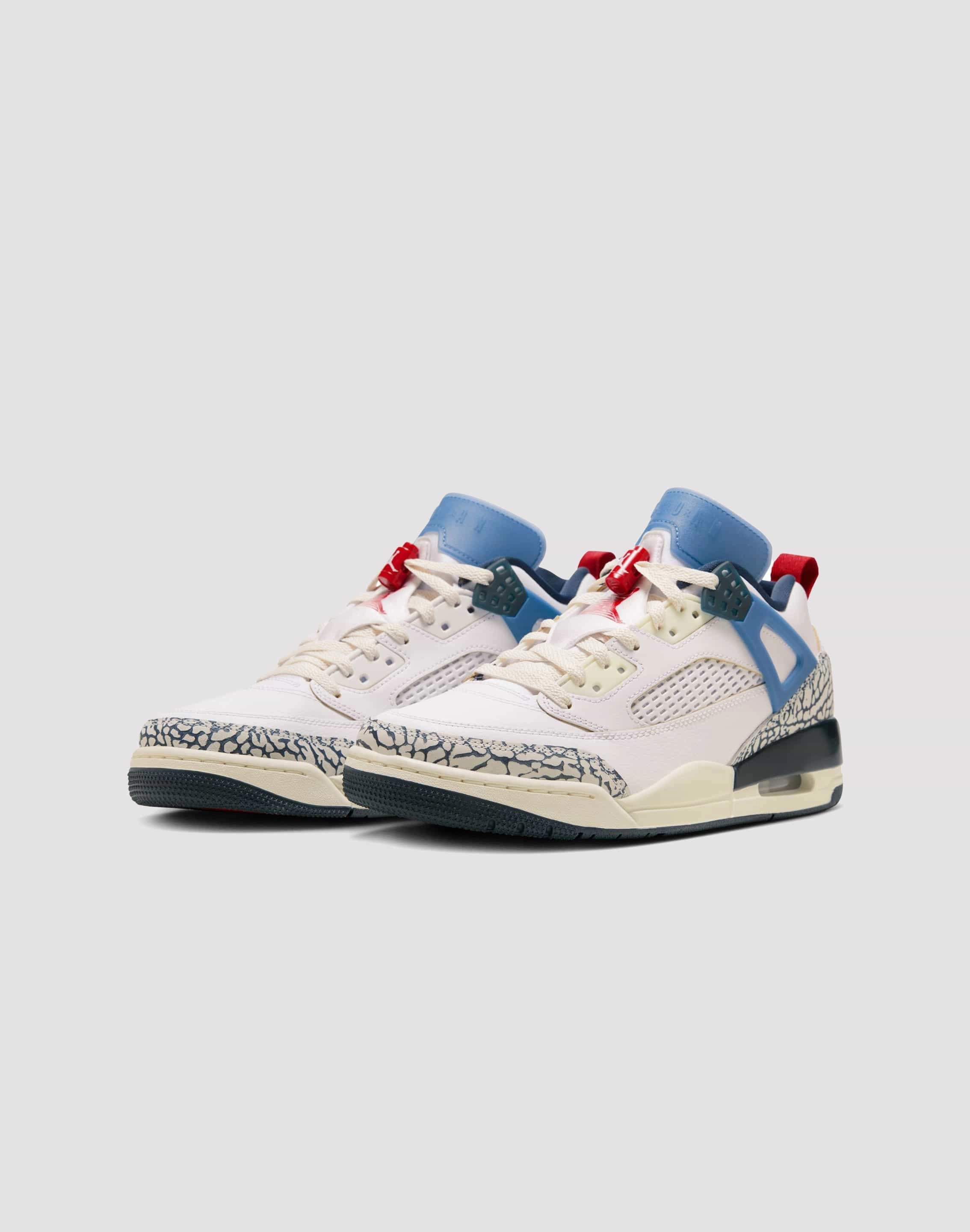 Nike Spizike Low Speed Sneakers