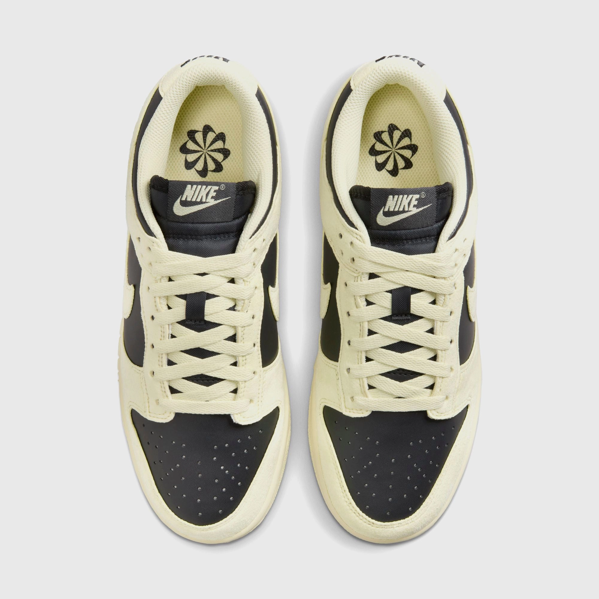 Nike WMNS Dunk Low  - Off-Noir / Light Khaki / Alabaster Nike performance sneakers