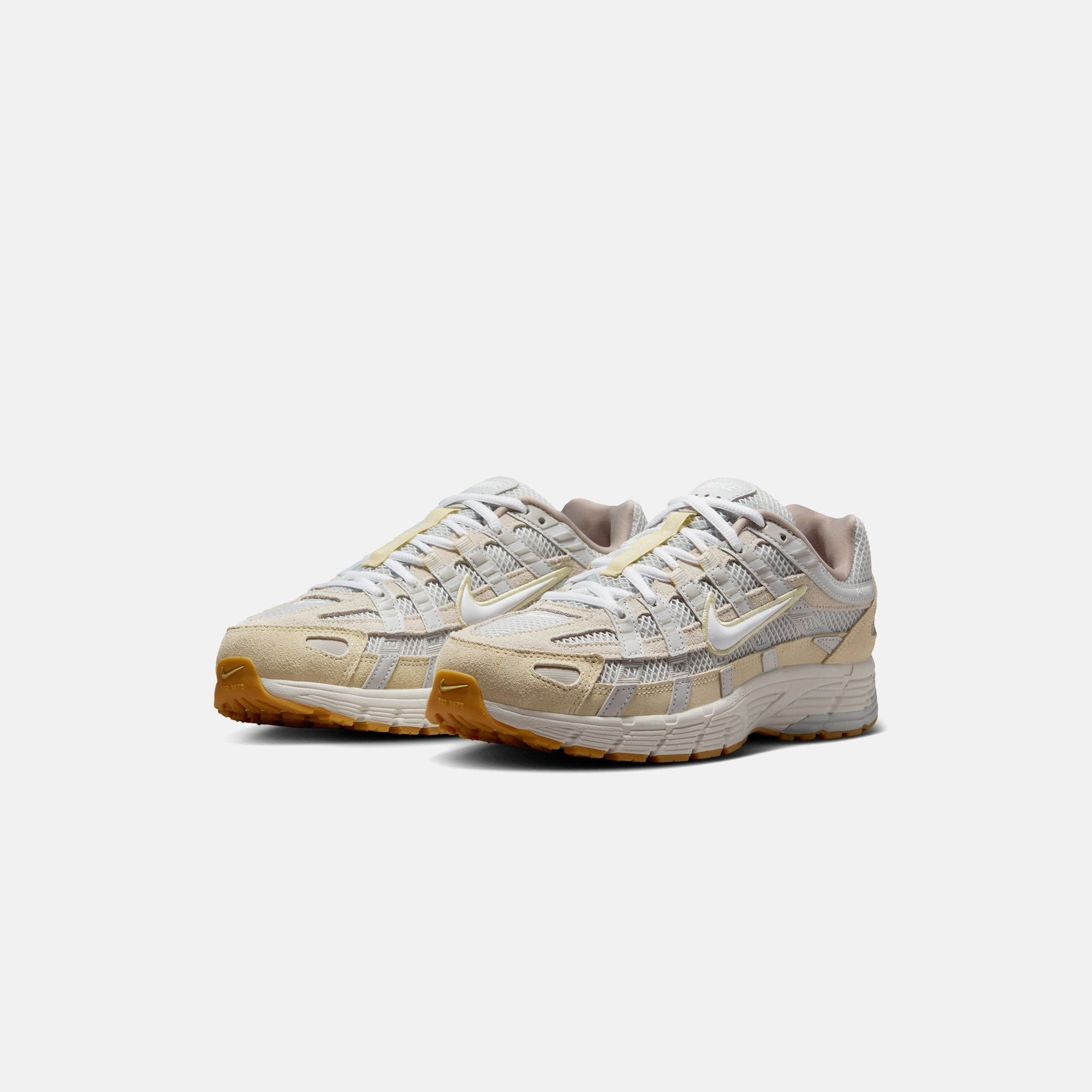 Nike WMNS P-6000 - Photon Dust / White / Light Khaki Nike performance sneakers