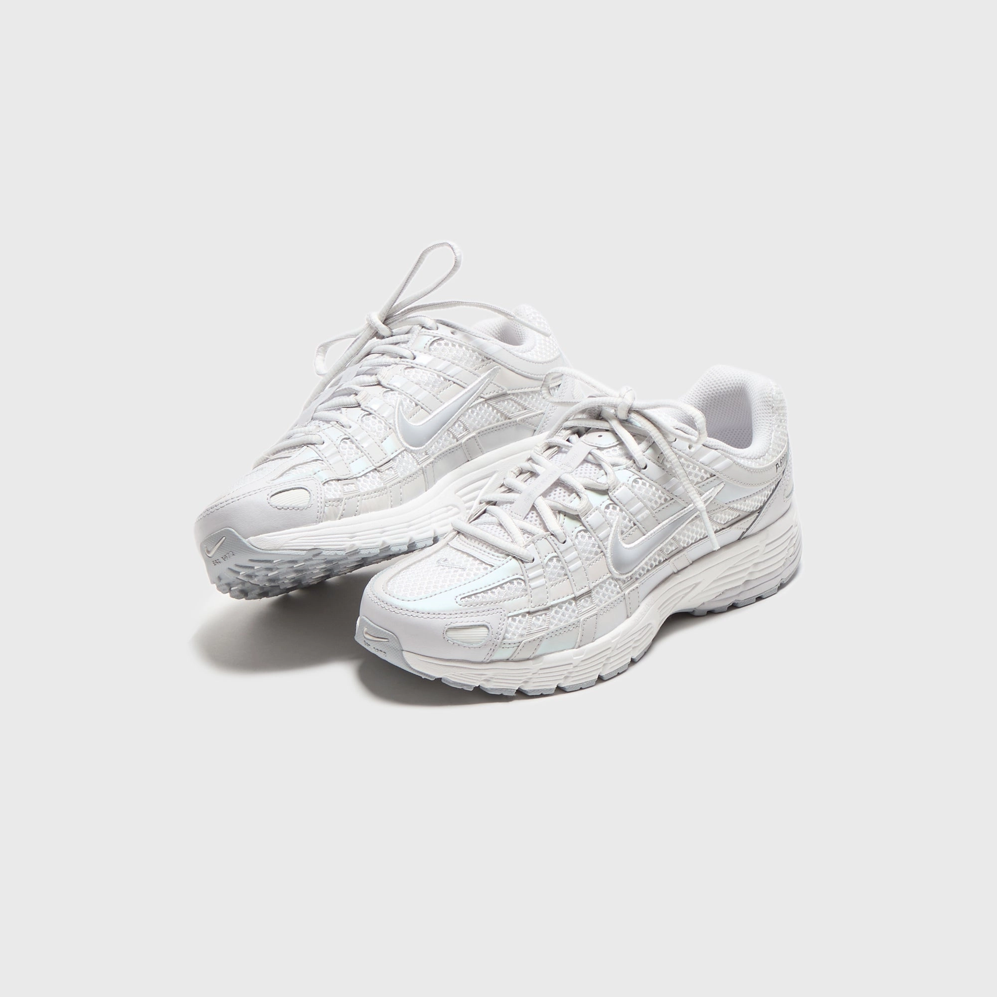 Nike WMNS P-6000 - Summit White / Wolf Grey / Vast Grey Nike performance sneakers