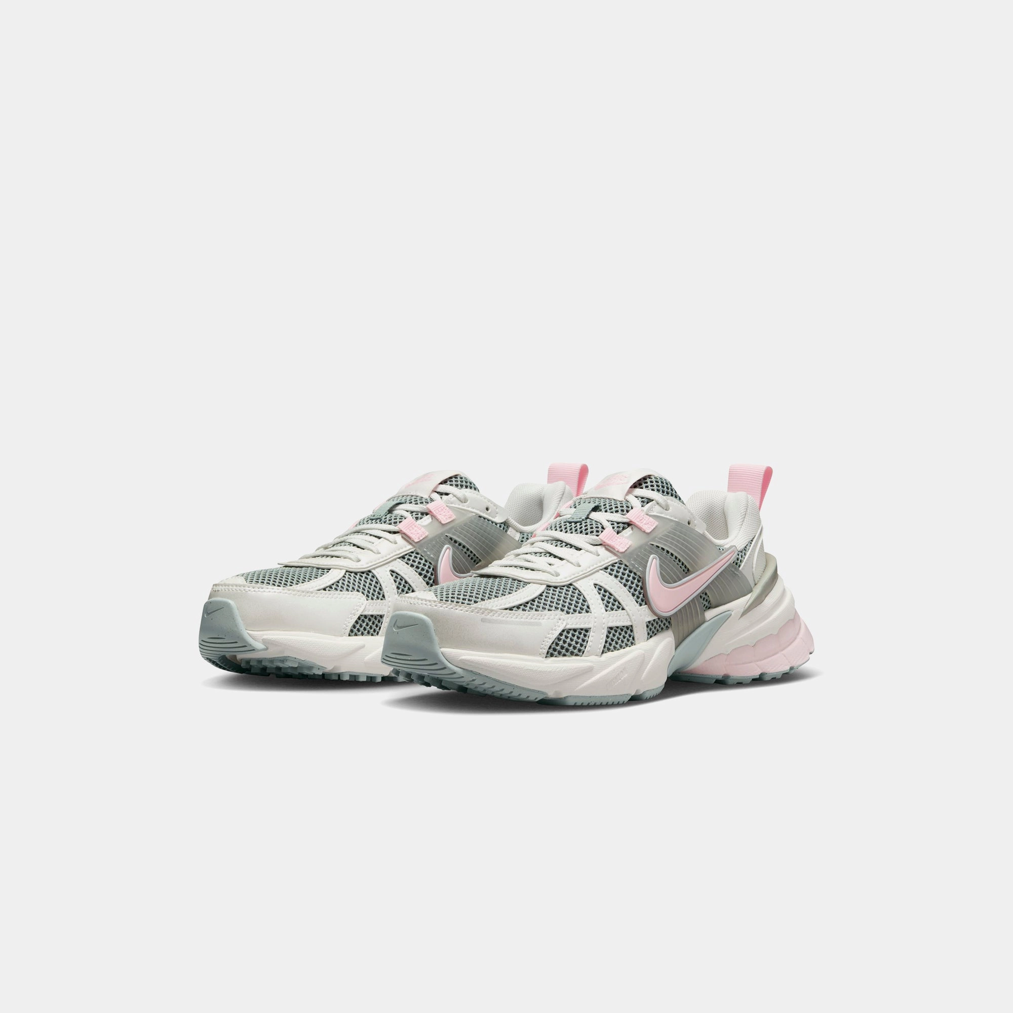 Nike WMNS V2K Run - Light Pumice / Pink Foam / Photon Dust Nike performance sneakers