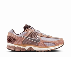 Nike Zoom Vomero 5 Nike Men??s sneakers built for performance and comfort