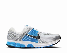 Nike Zoom Vomero 5 Nike essential sneakers for sport and street