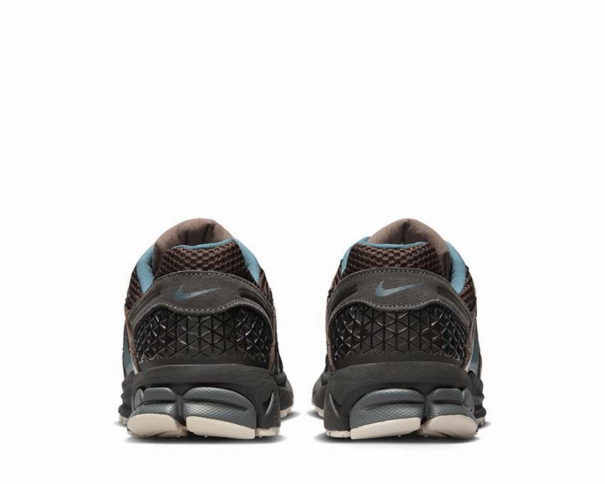 Nike Zoom Vomero 5 Prm Nike Men??s everyday sneakers