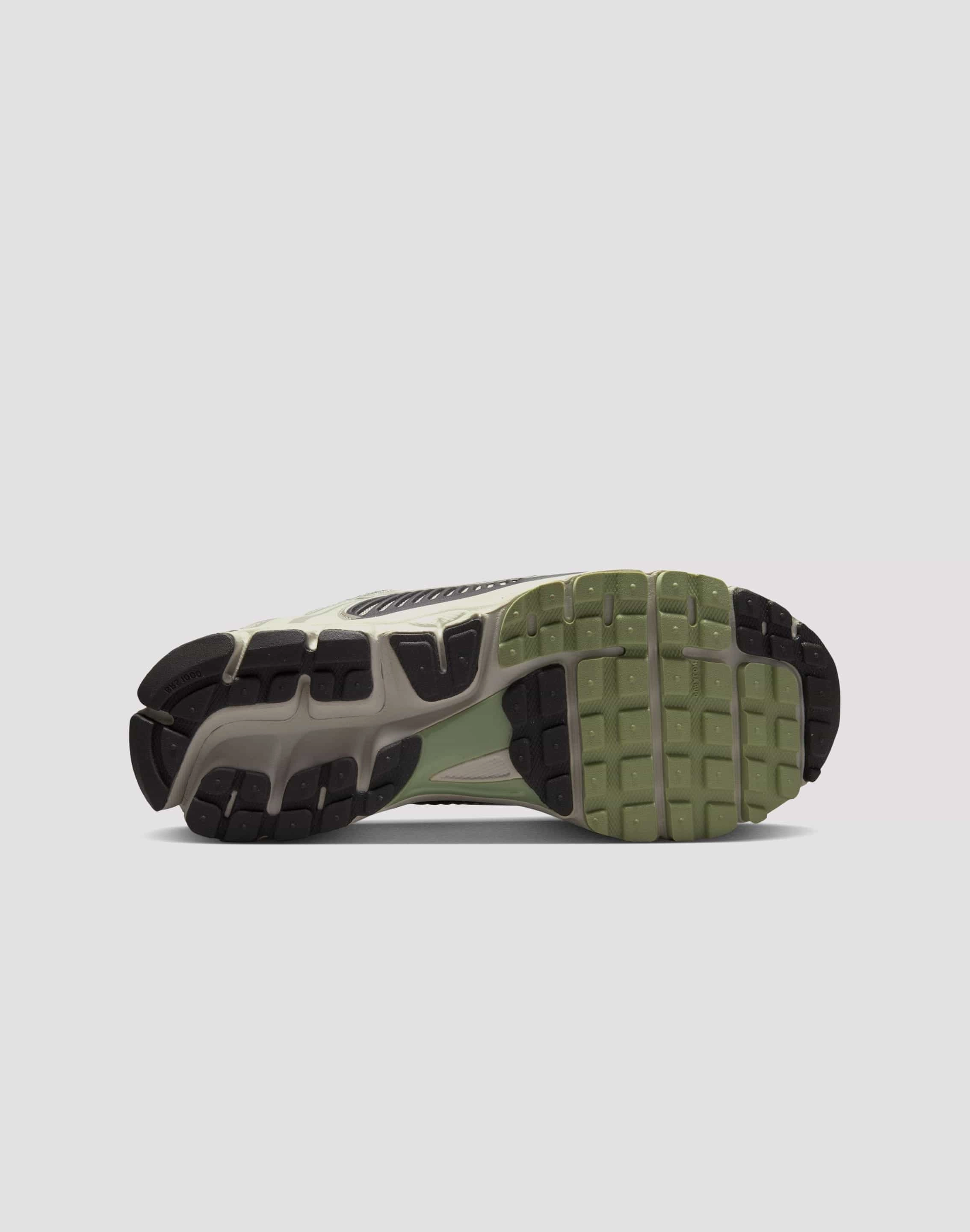 Nike Zoom Vomero 5 "Cobblestone/Light Bone" Comfort Trainers