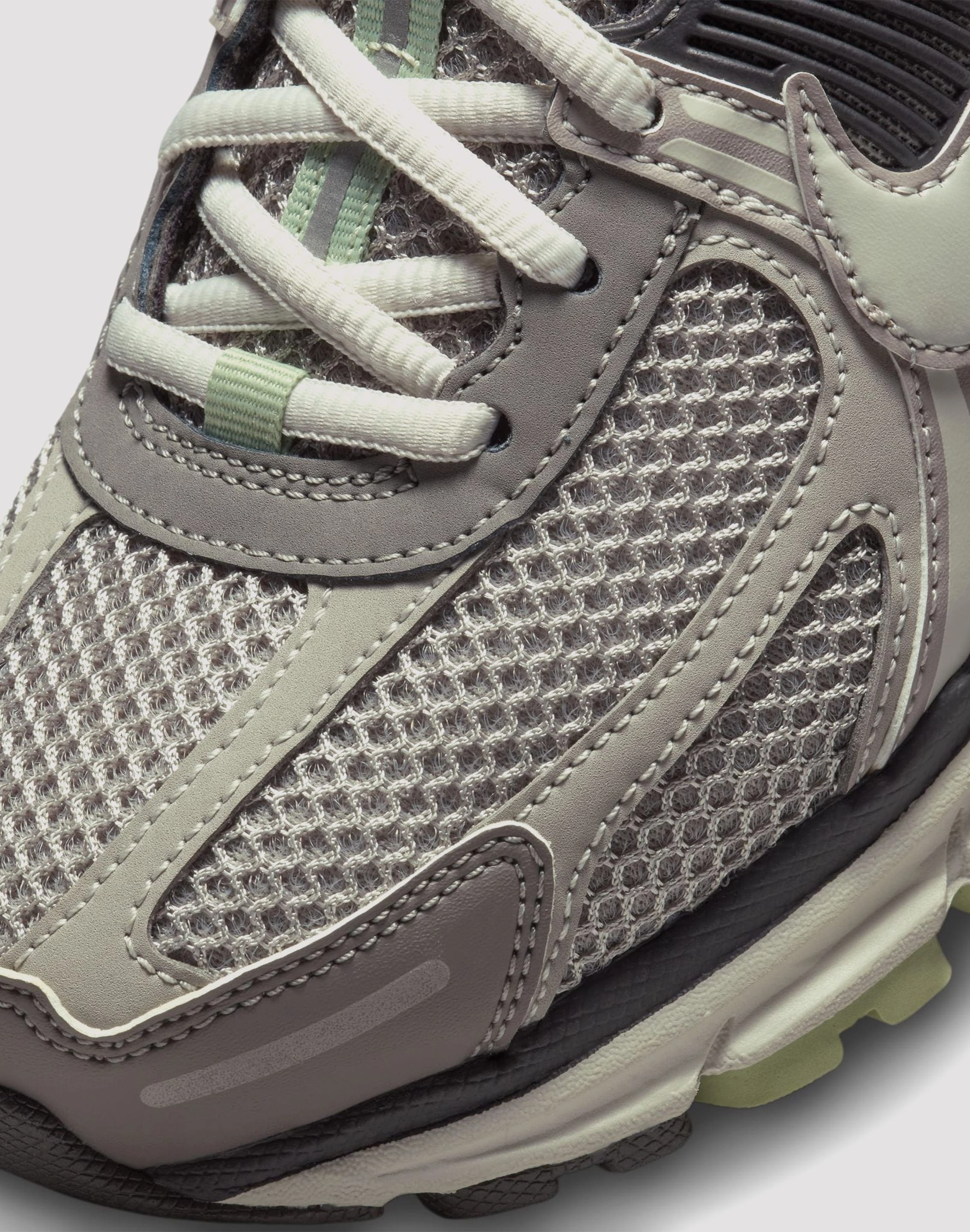 Nike Zoom Vomero 5 "Cobblestone/Light Bone" Comfort Trainers