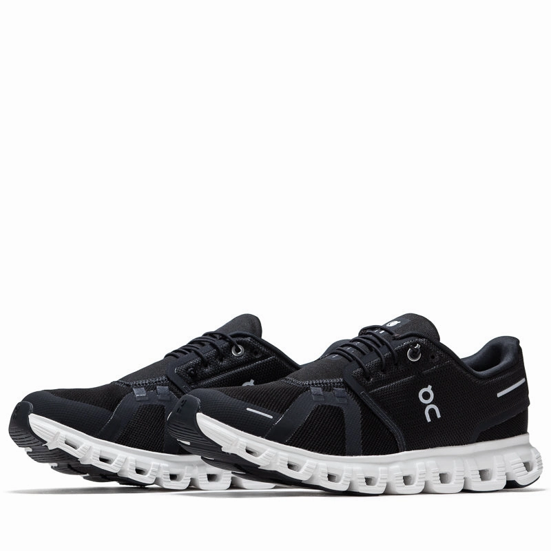 On Cloud 6 - Black/White On versatile athletic shoe designs