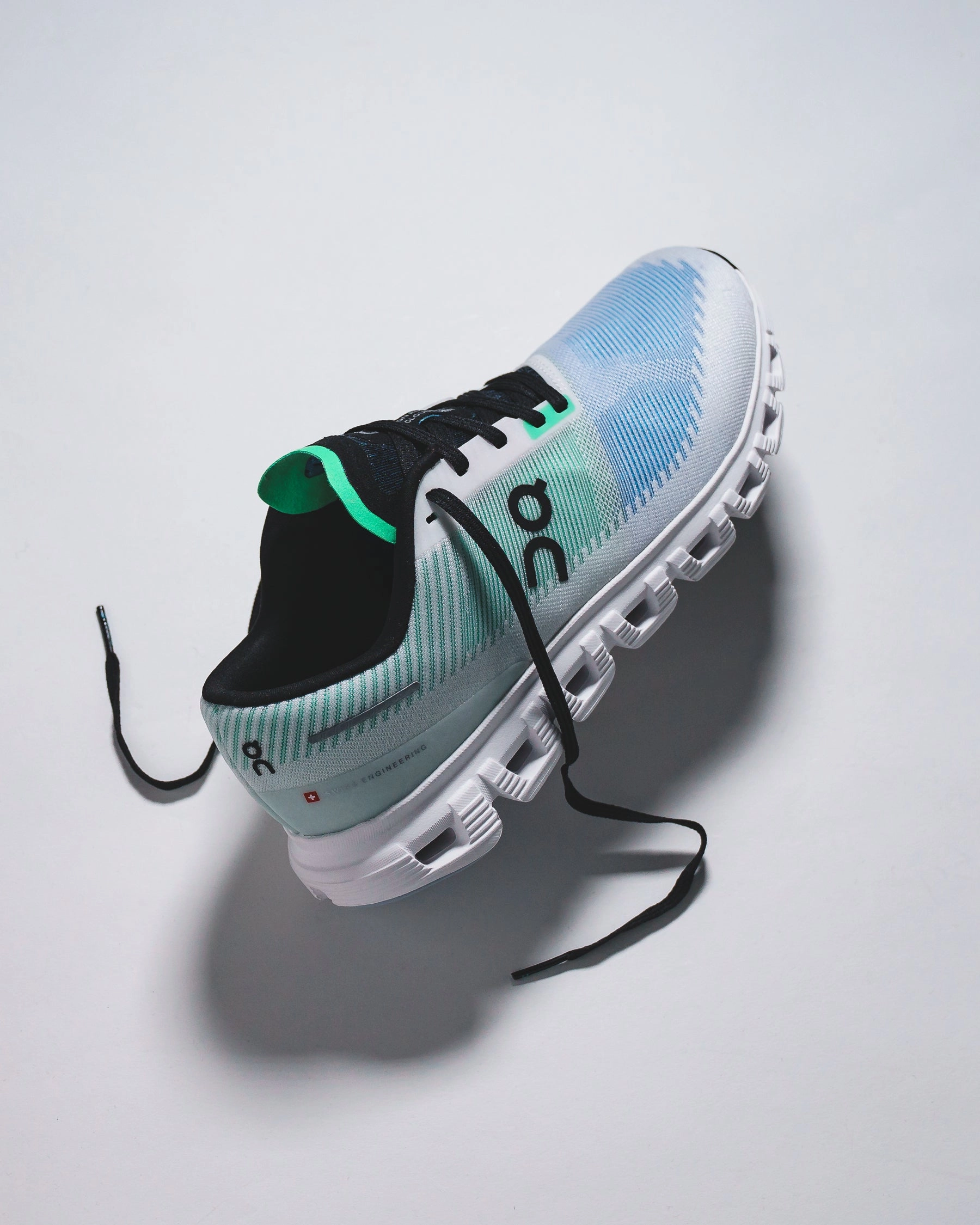 ON Men Cloud 6 Push Horizon Honeydew 3MF10053001 On running shoe close-ups
