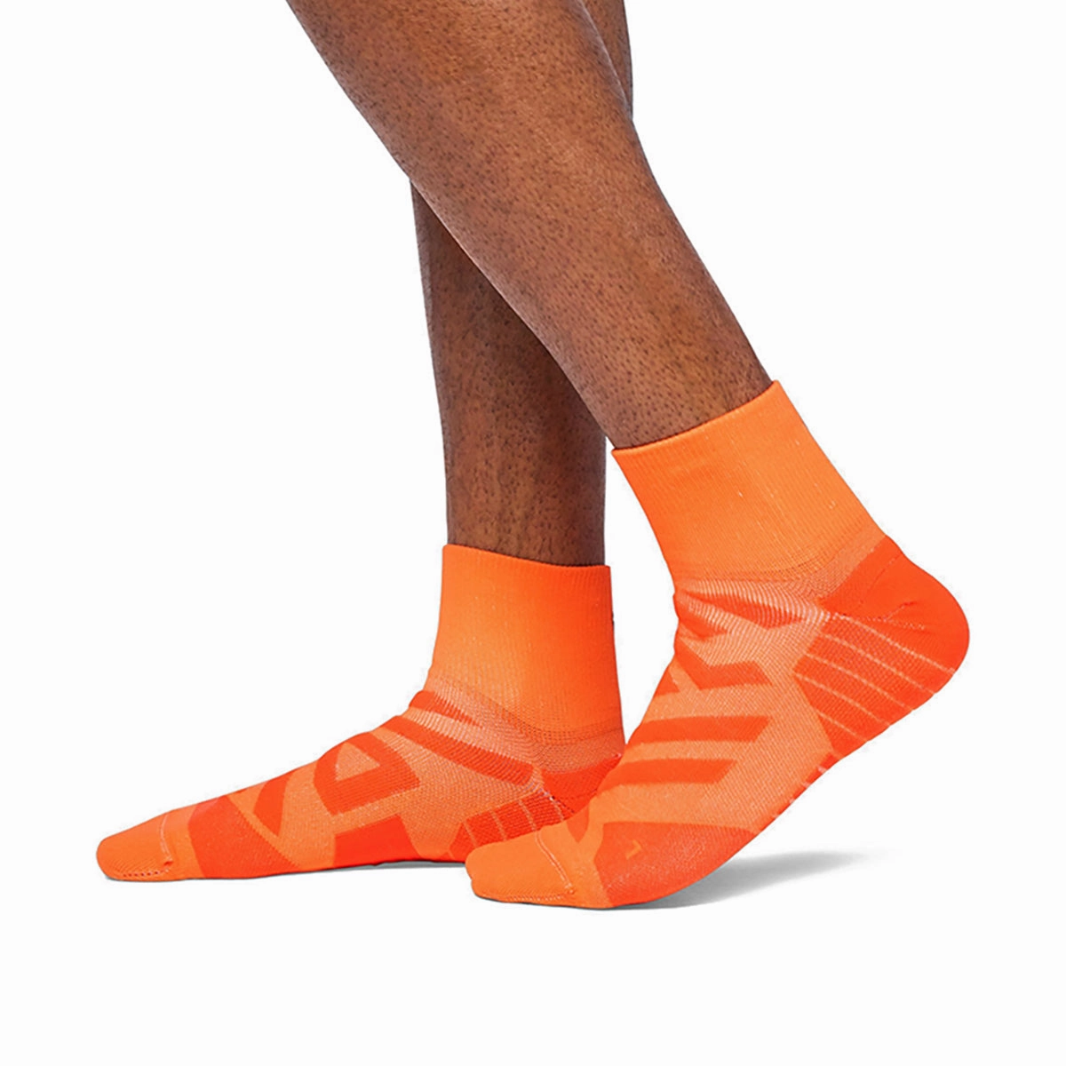 ON Performance Mid Sock Flame Spice On running shoe close-ups