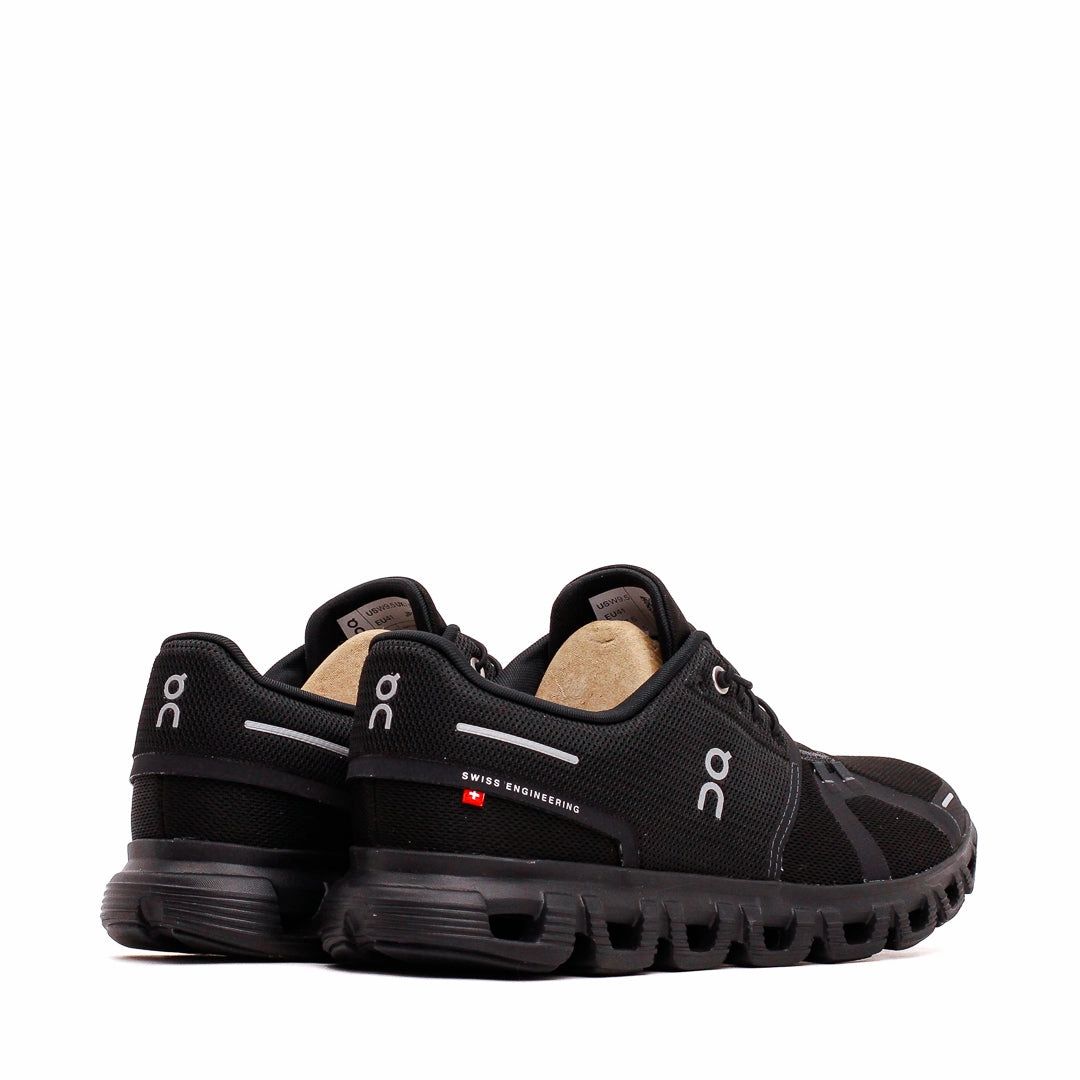 ON Women Cloud 6 Black Core 3WF10061043 On running shoe close-ups