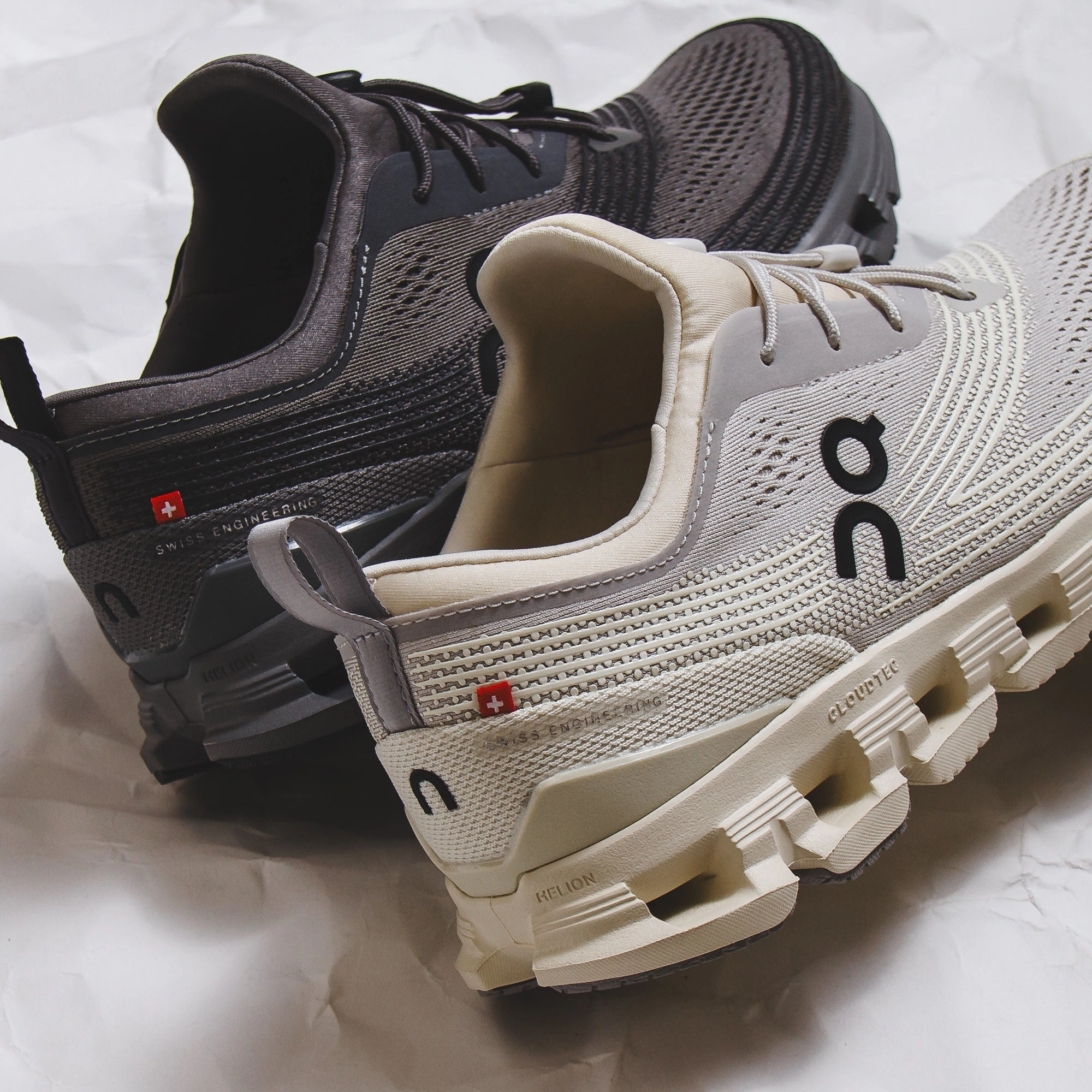 ON Women Cloud X Z5 Asphalt 3WE30282539 On running shoe close-ups