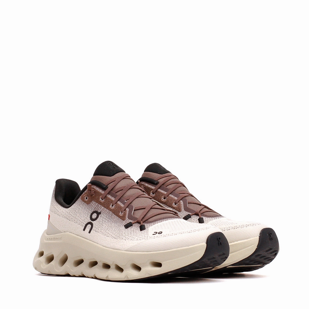 ON Women Cloudtilt Clove Sand 3WE10053254 On running shoe close-ups