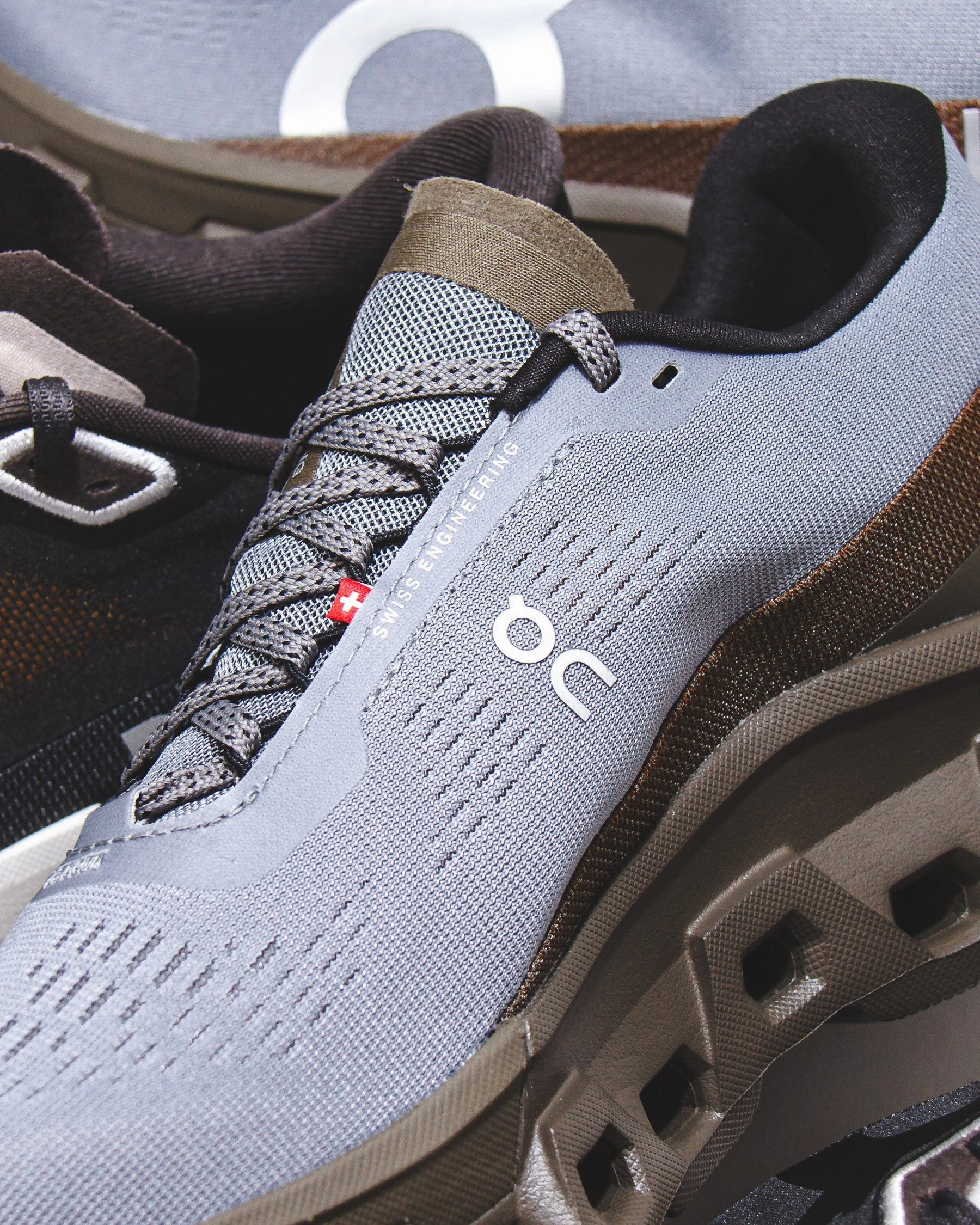 ON x Pleasures x The Loop Men Cloudmonster 2 PLS-TL Mist Olive 3MF10493192 On running shoe close-ups
