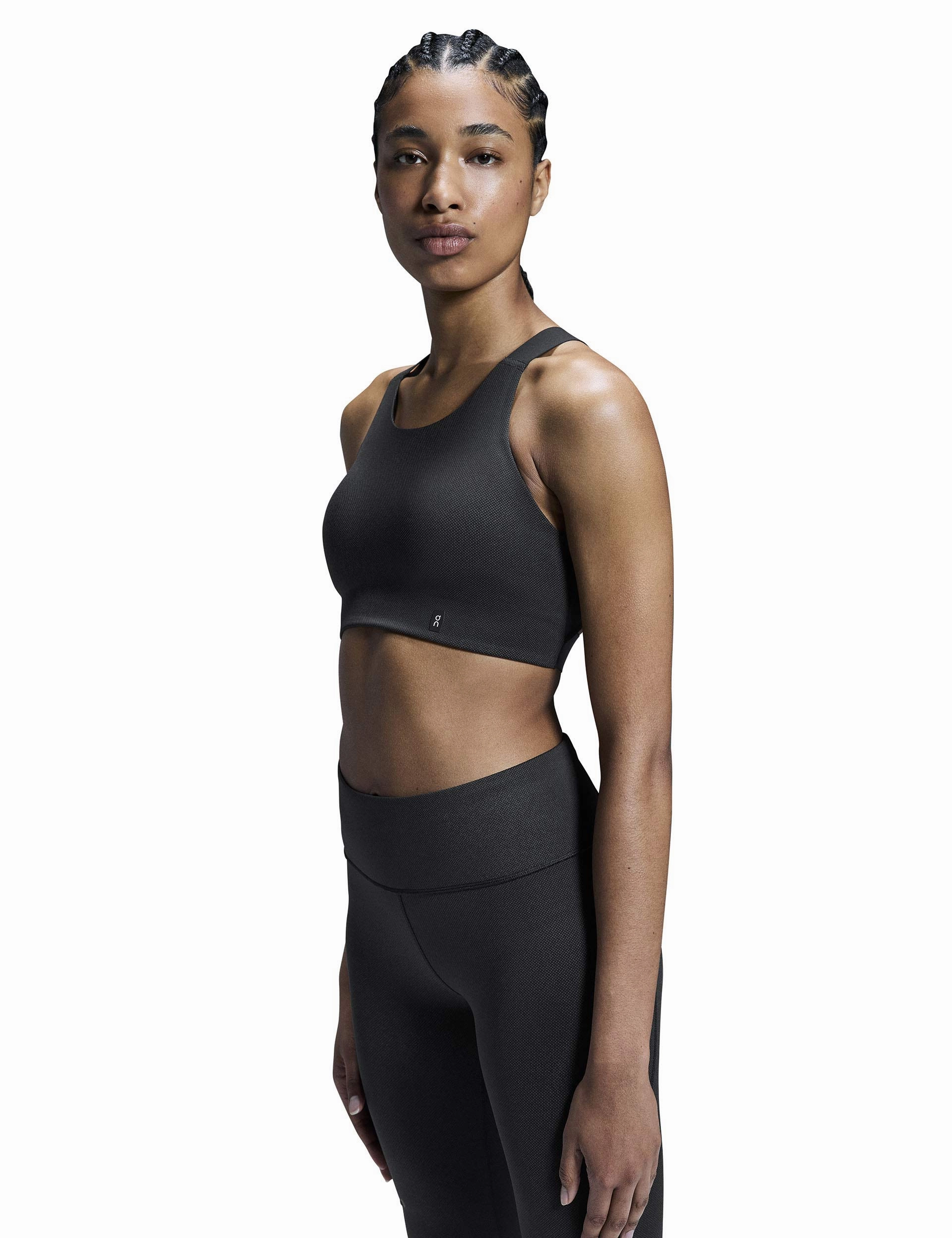 Performance Bra Lumos - Black On versatile athletic shoe designs