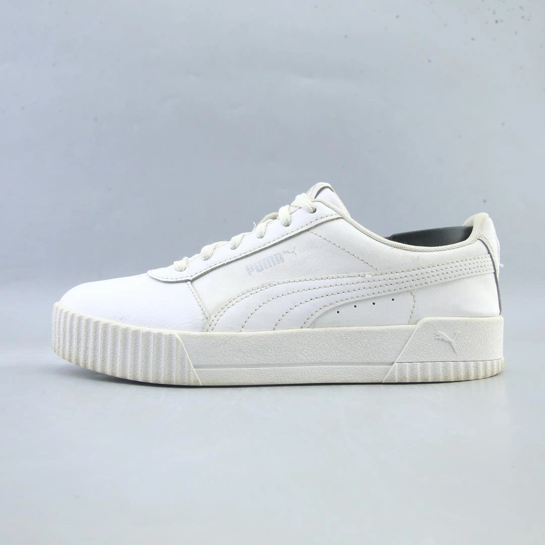 PUMA CARINA LEATHER Puma iconic sneaker collections