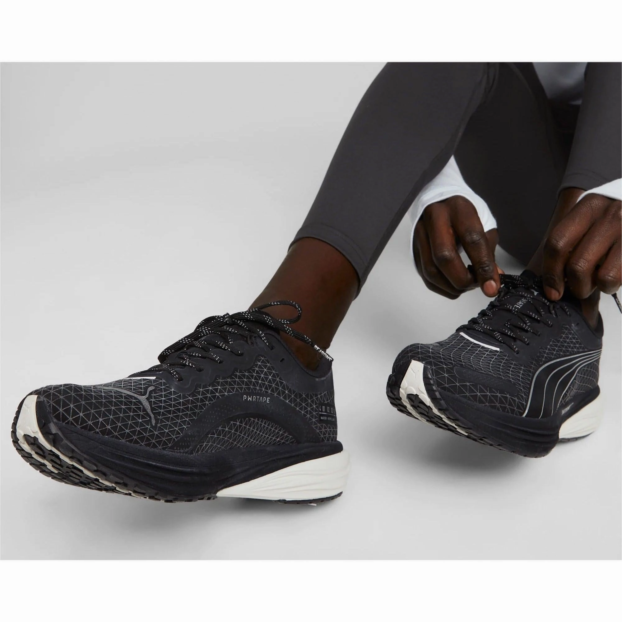Puma Deviate Nitro 2 WTR Mens Running Shoes - Black Bold Sneakers