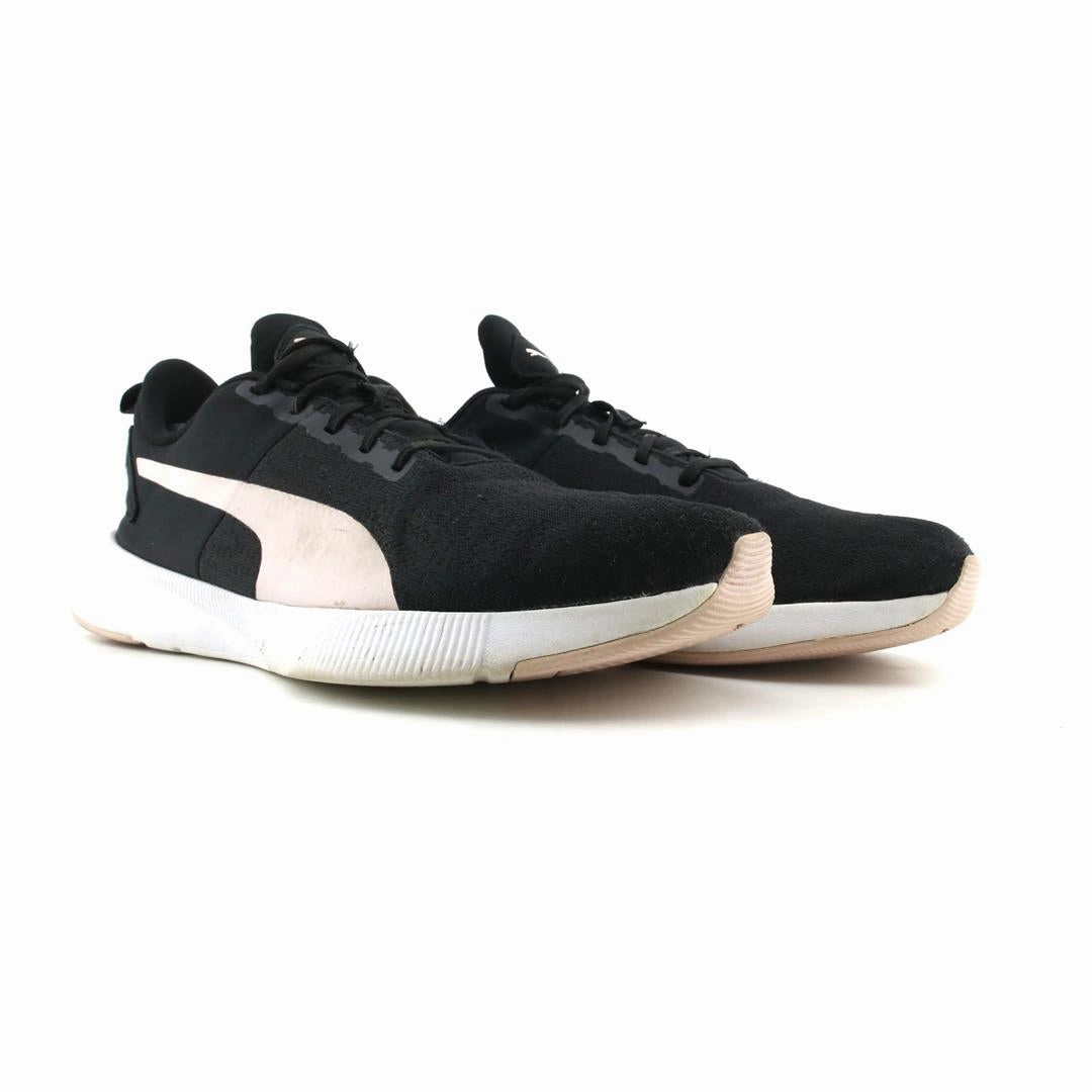 PUMA FLYER FEMME Puma signature shoe pictures