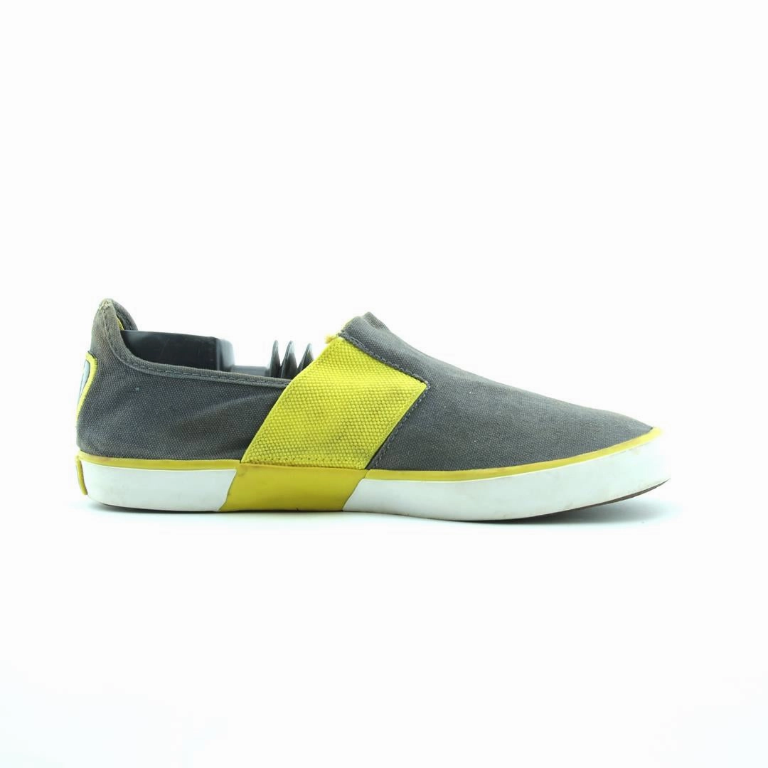 PUMA  LAZY II Puma sporty sneaker designs