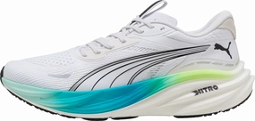 Puma Magnify Nitro 3 Mens Running Shoes - White Puma sport shoes with bold branding